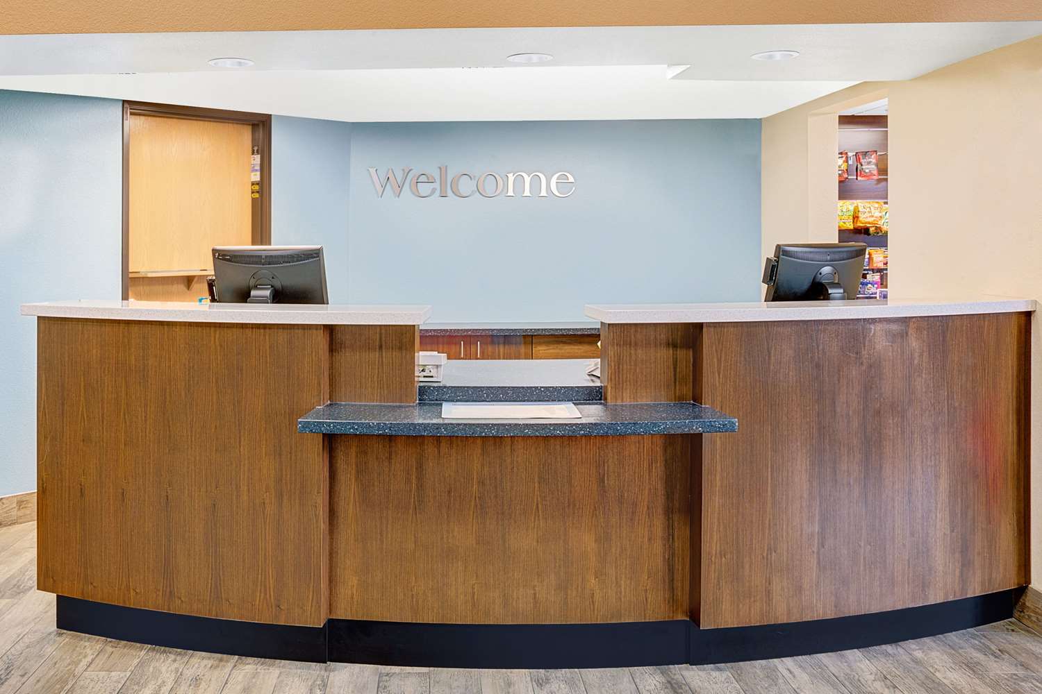 Days Inn and Suites by Wyndham Page Lake Powell 4/31
