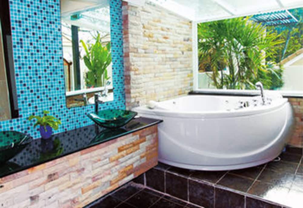 Siam Beach Resort 33/71