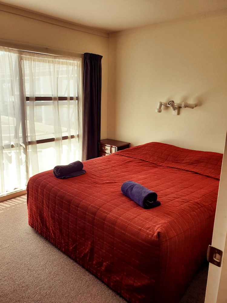 Oxford Court Motel 4/30