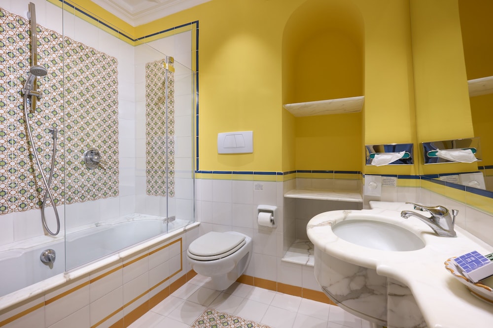 Grand Hotel Capodimonte 21/65