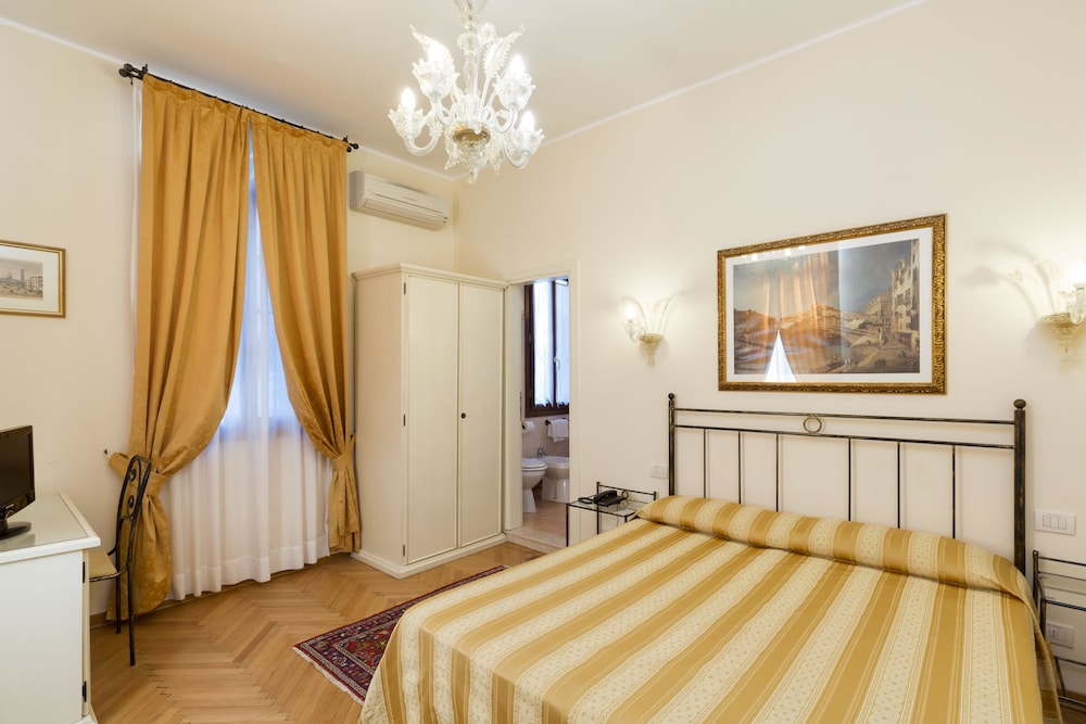 VILLA CASANOVA 8/52
