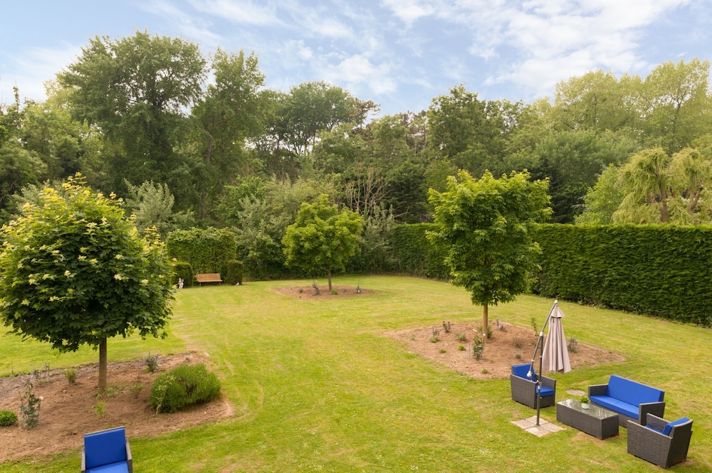 RELAIS DU SILENCE LES JARDINS D'ULYSSE 41/47