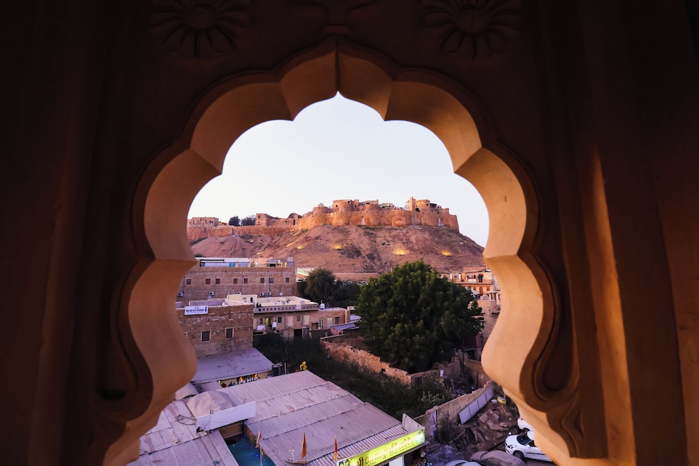 Guulab Haveli 46/50