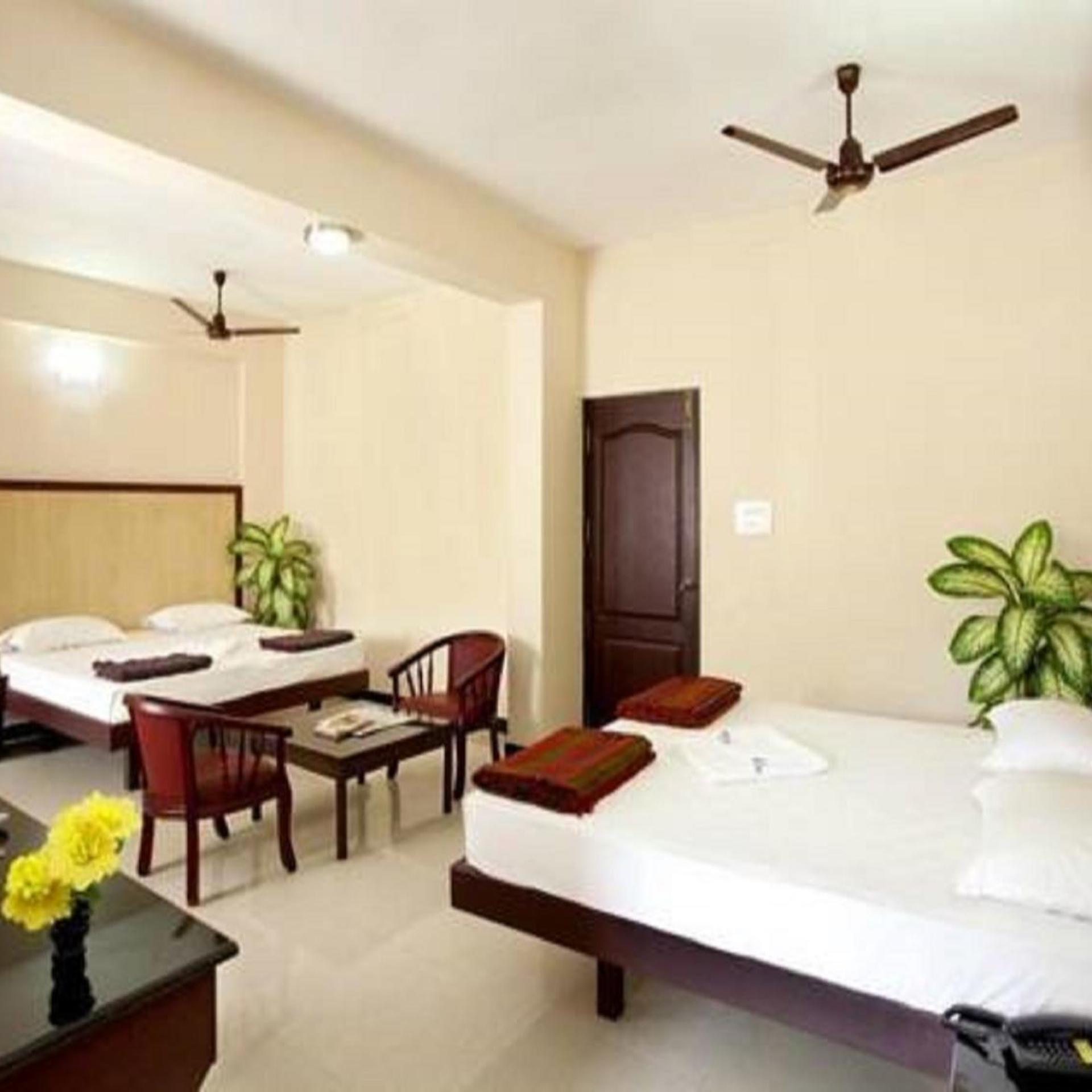 HOTEL SUBAM 38/43