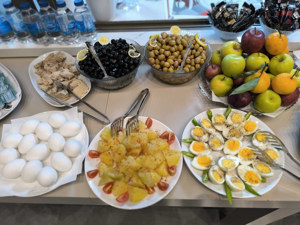 Zenia Otel 26/50
