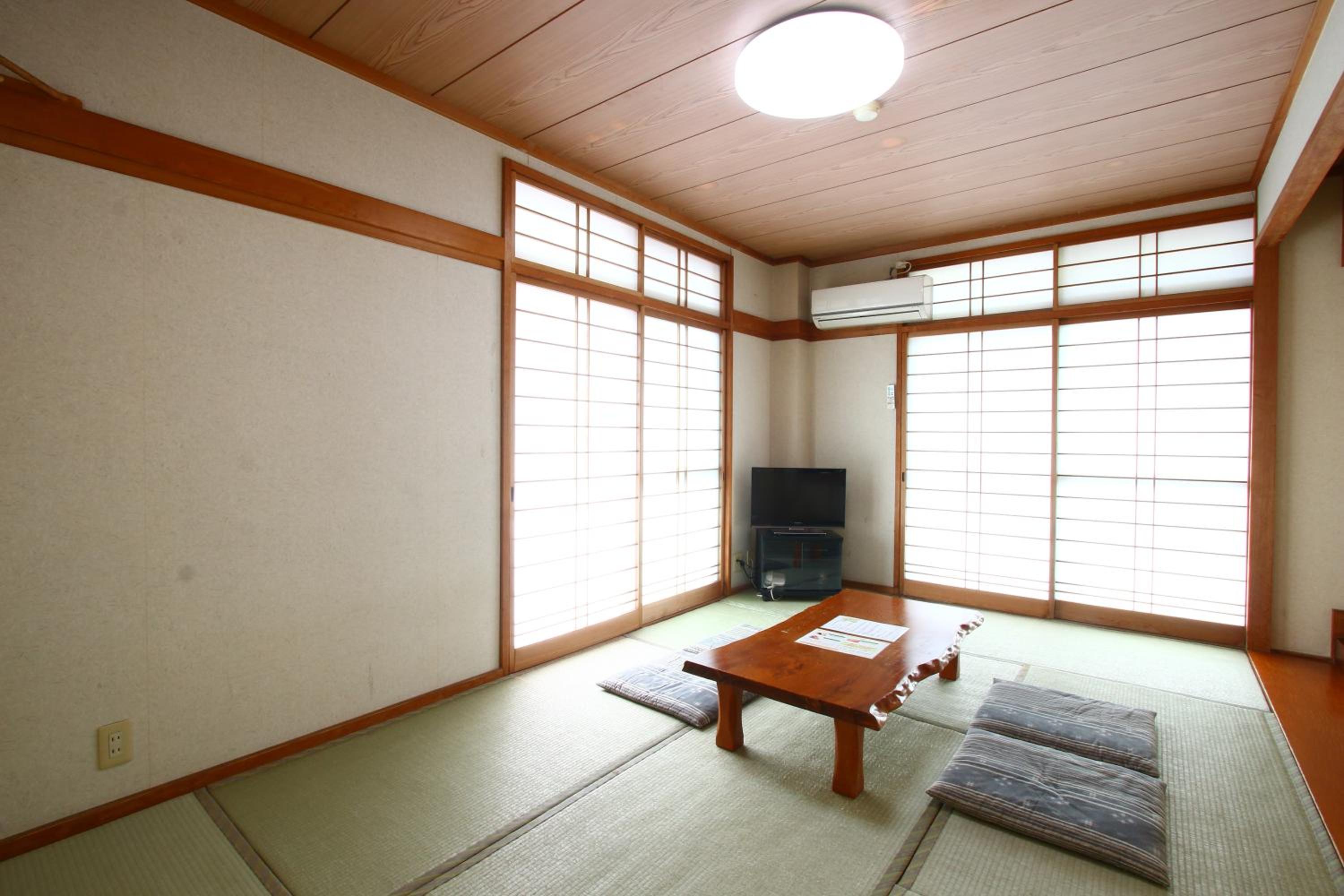 Minshuku Takesugi 22/45