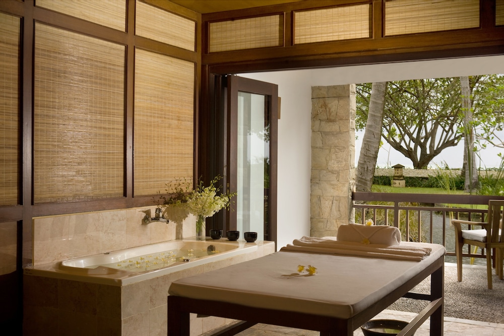 The Patra Bali Resort and Villas 82/95