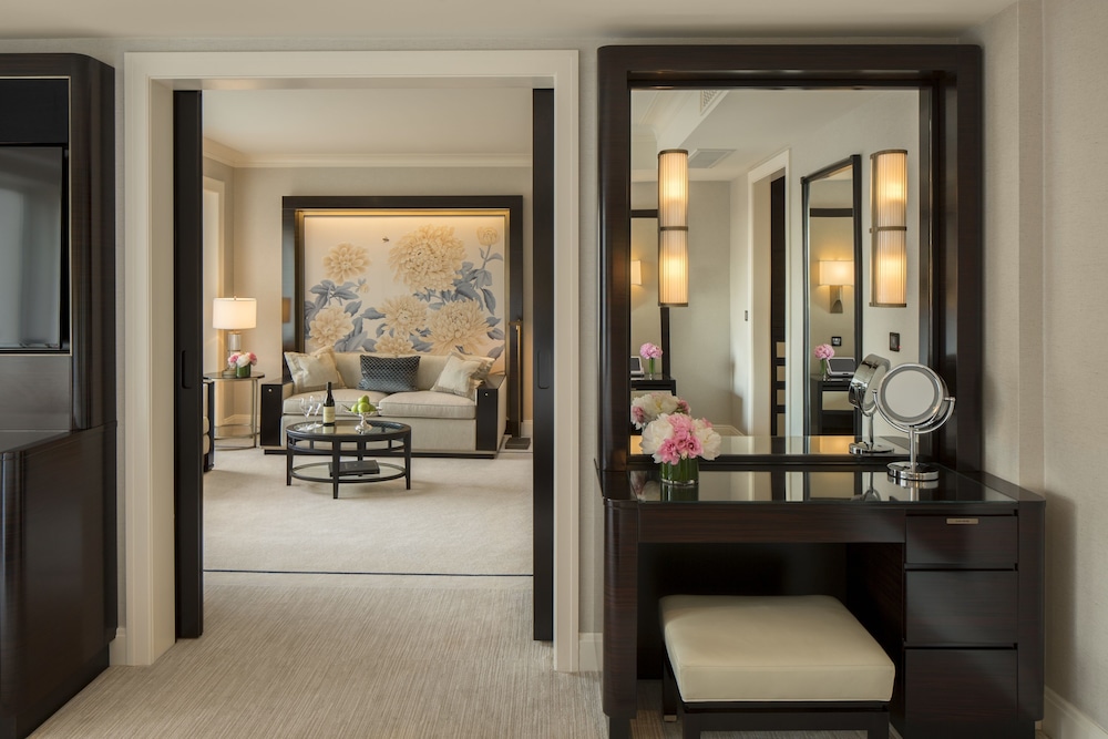 The Peninsula Chicago Hotel 42/55