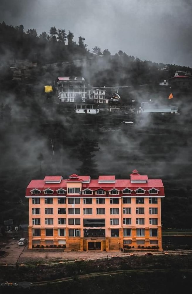 Kufri Holiday Resort 2/50