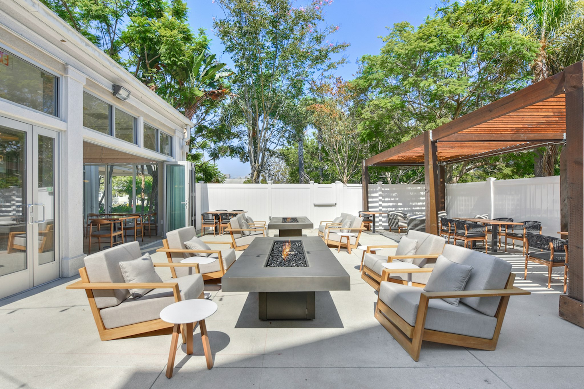 Hilton Garden Inn LAX/El Segundo 8/32