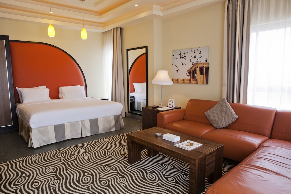 Al Raya Suites Hotel 8/26