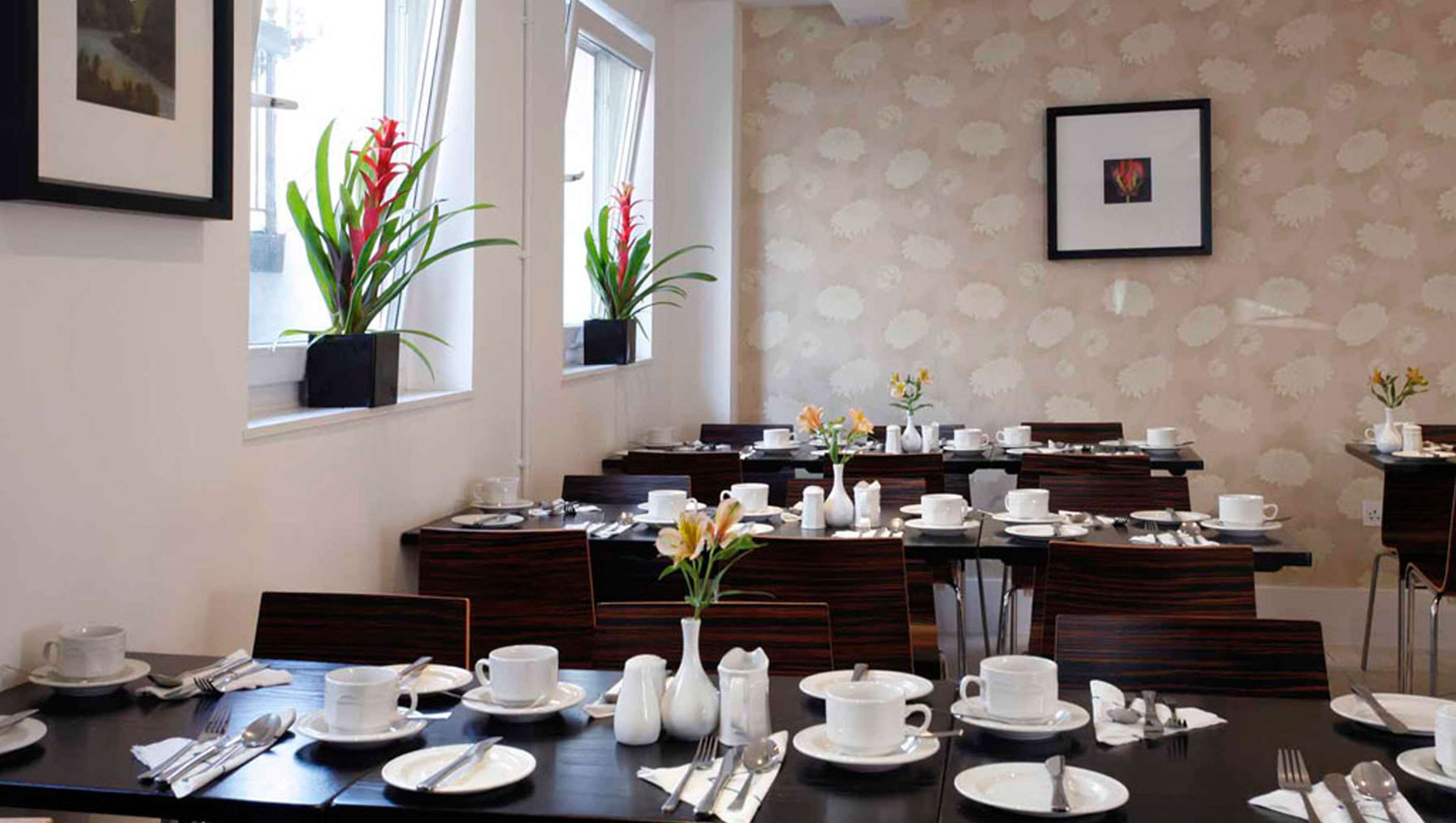 Kensington Court Hotel 47/51