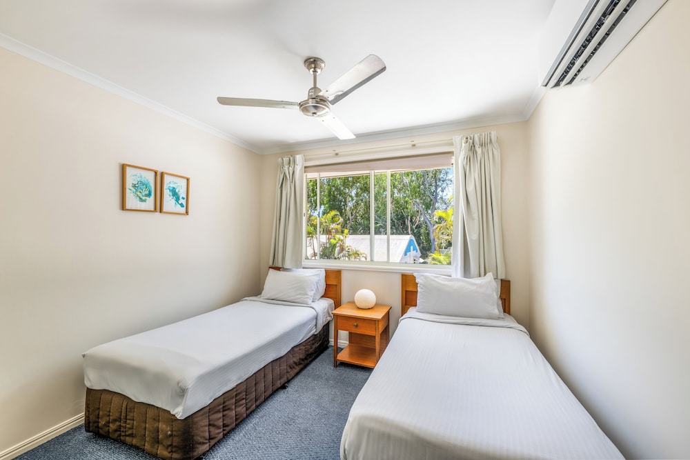 Ivory Palms Resort 33/79