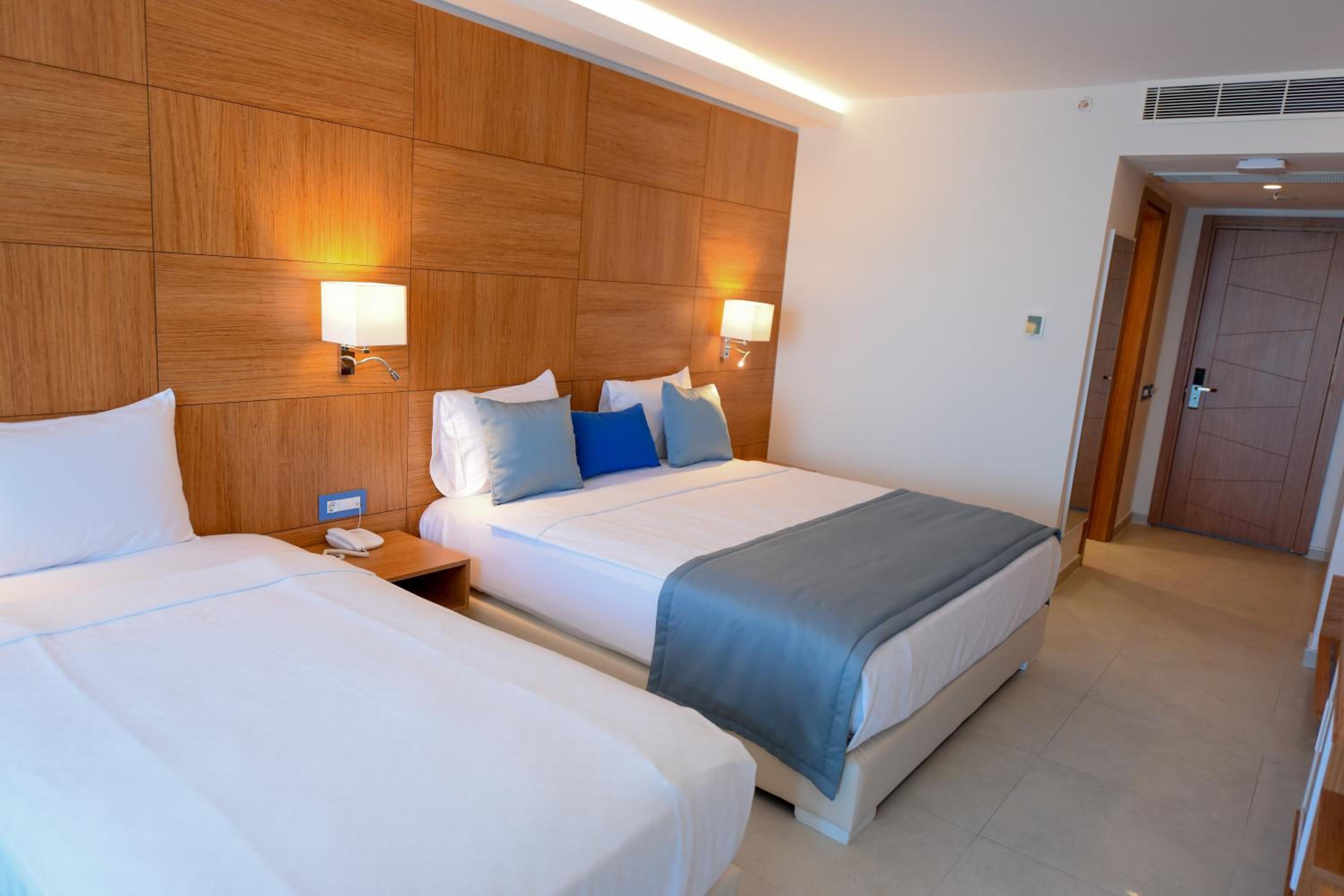 Imbat Hotel 19/57