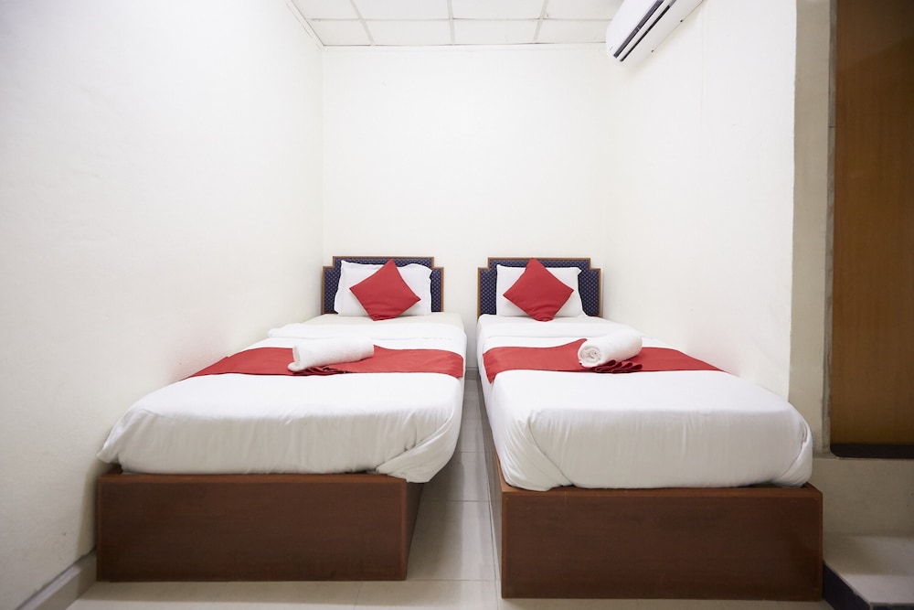 OYO 885 Jerteh Hotel 6/31