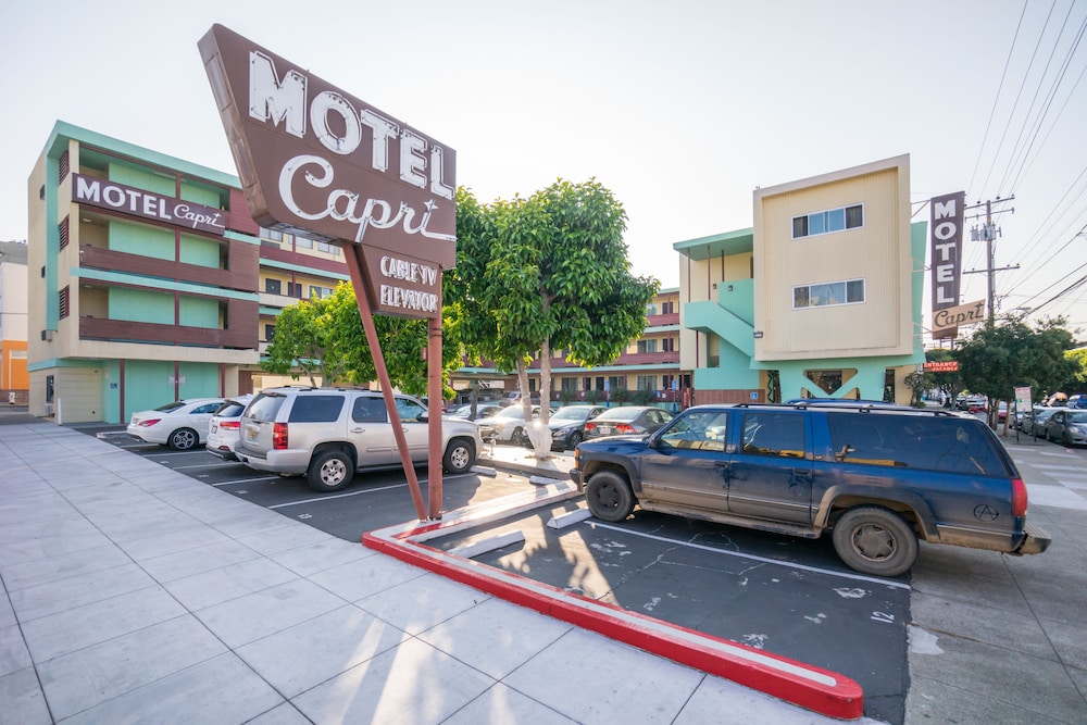 Motel Capri 61/70