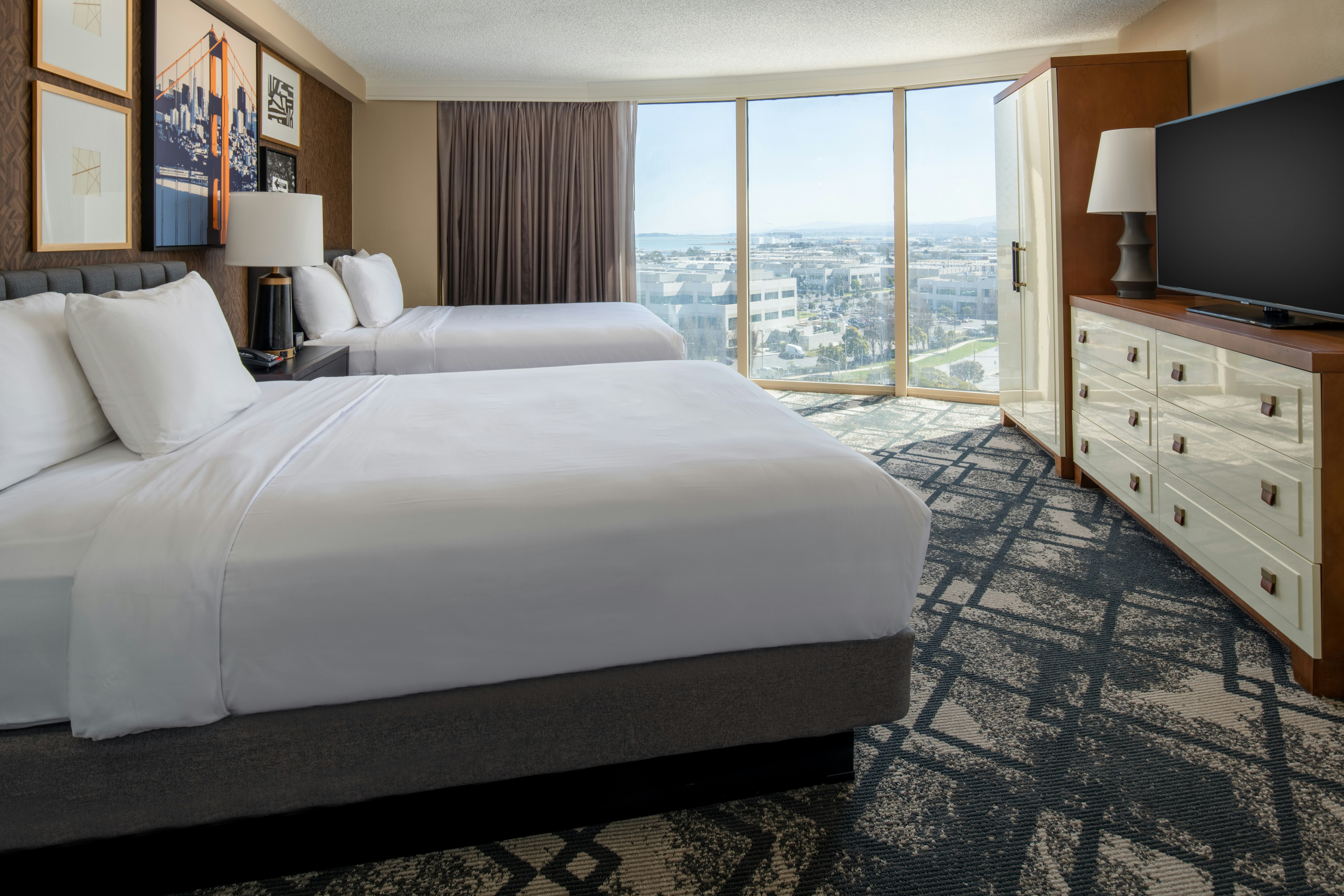 Embassy Suites by Hilton San Francisco Airport Oyster Point 10/36