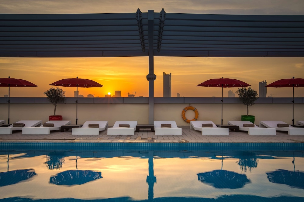 Park Inn By Radisson Dubai Motor City 71/76