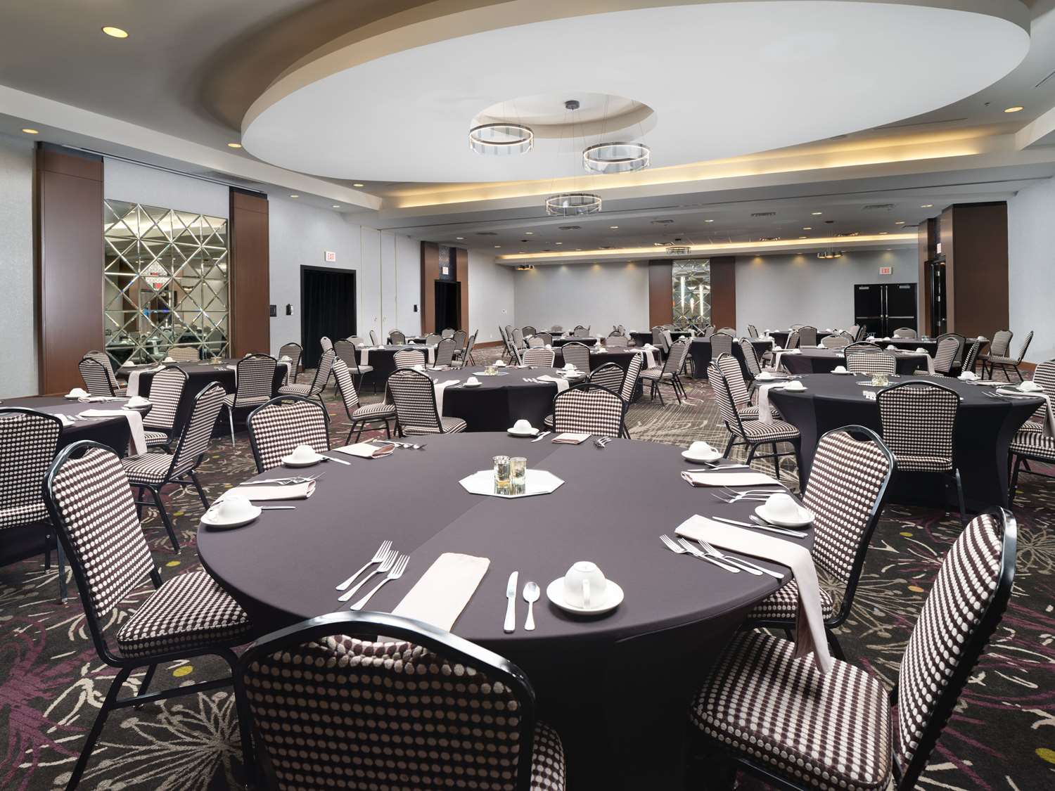 DoubleTree by Hilton Hotel Chattanooga Downtown 21/29