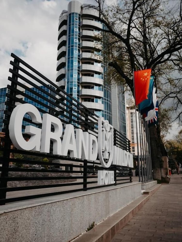 Grand Mildom Hotel in ALMATY