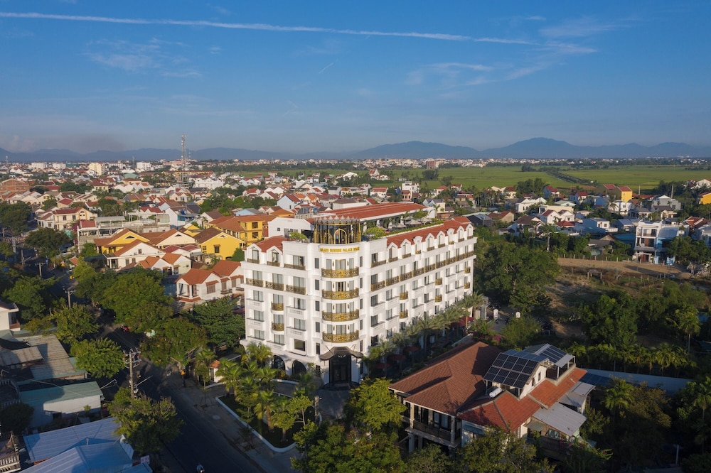 Grand Sunrise Palace Hoi An 1/49