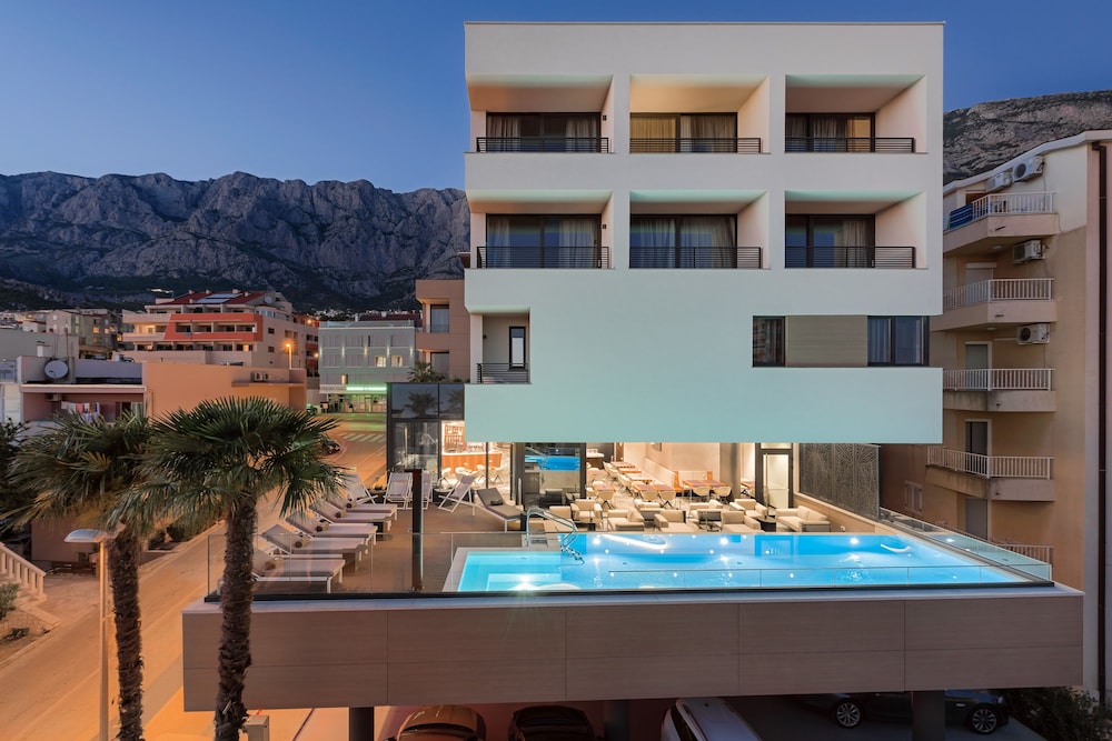 Hotel Ani - Adults Only 7/62