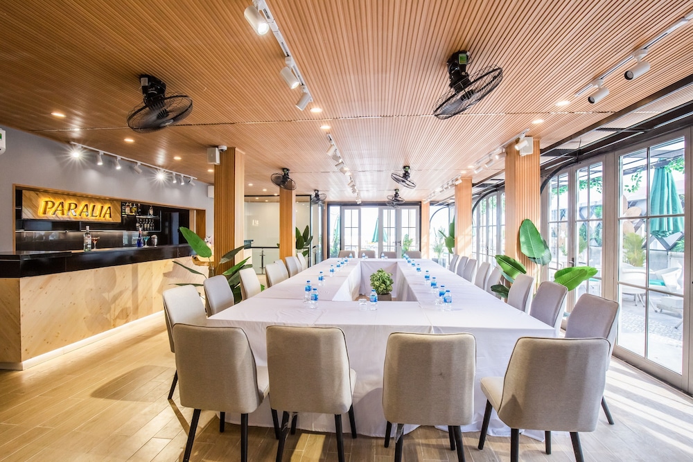 Paralia Hotel Phu Quoc 45/50