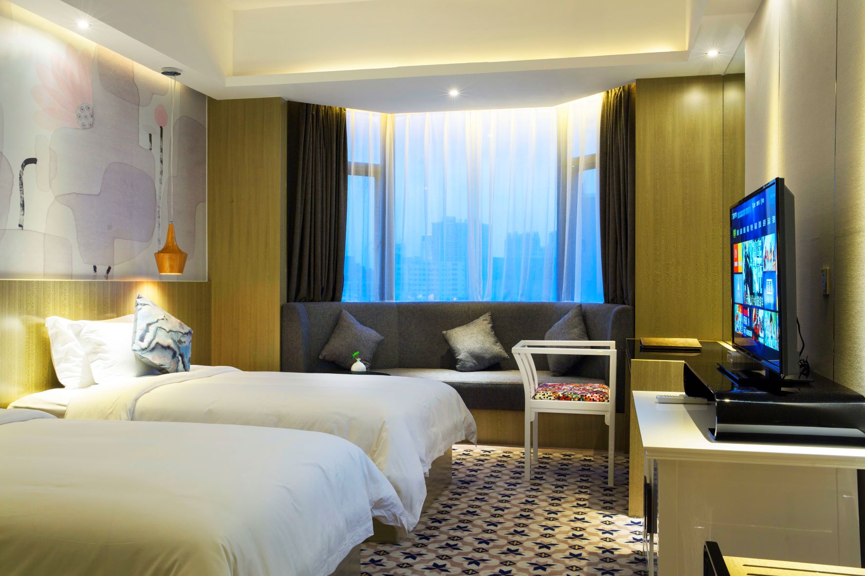 Paco Hotel (Guangzhou Tianhebei Tianpingjia Metro Station) 12/28
