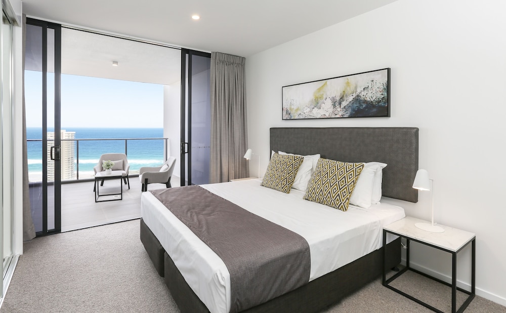 3 BEDROOMS, PREMIUM, OCEAN VIEW
