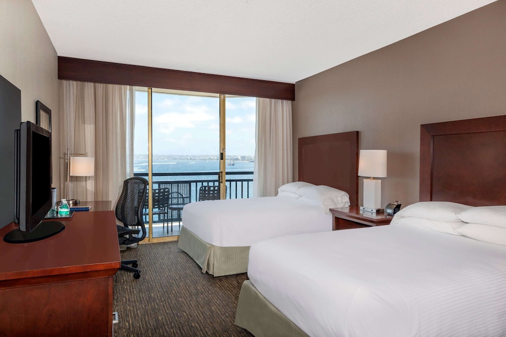 Room, 2 Double Beds, Bay View