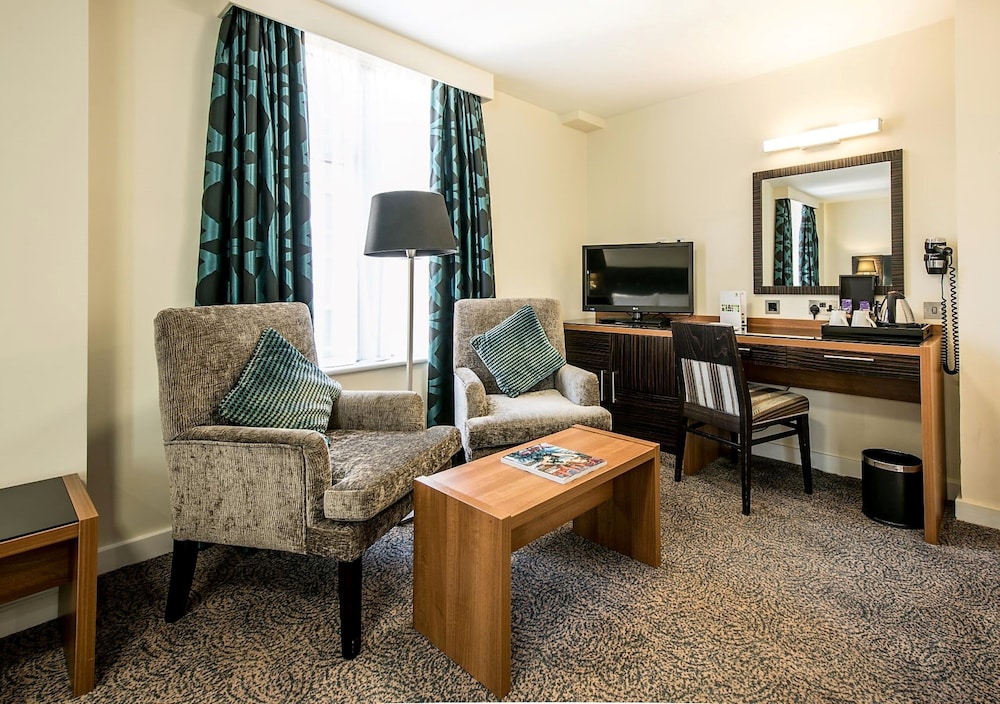 Holiday Inn London - Kensington High St. by IHG 48/81