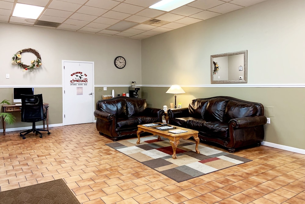 Paris Inn and Suites 29/40