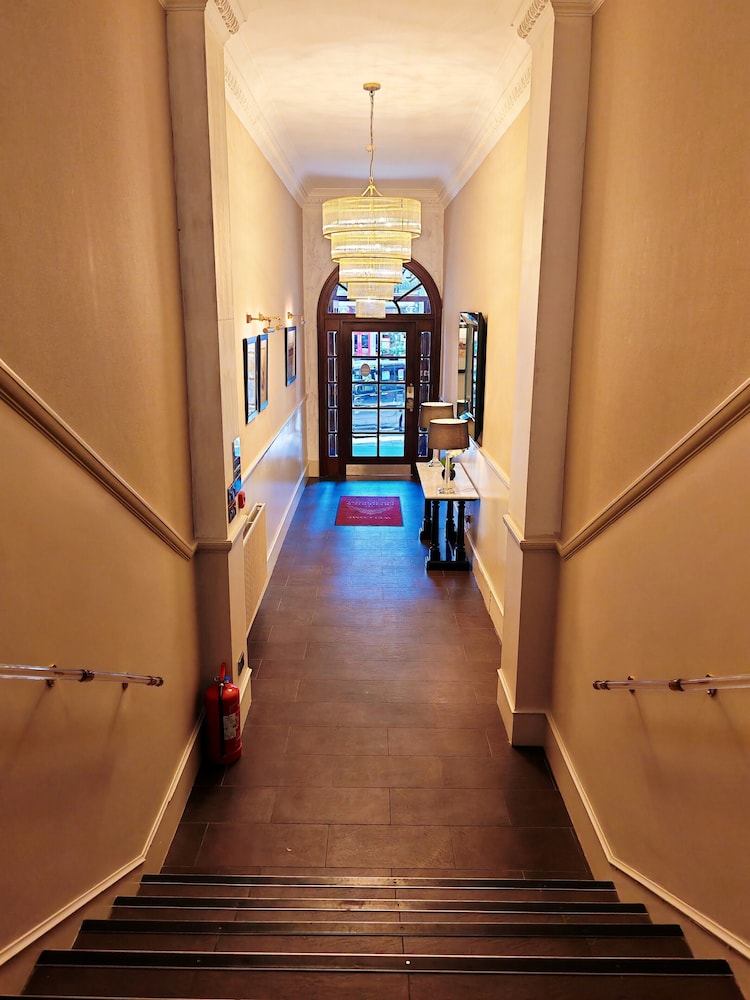 Frederick House 39/50