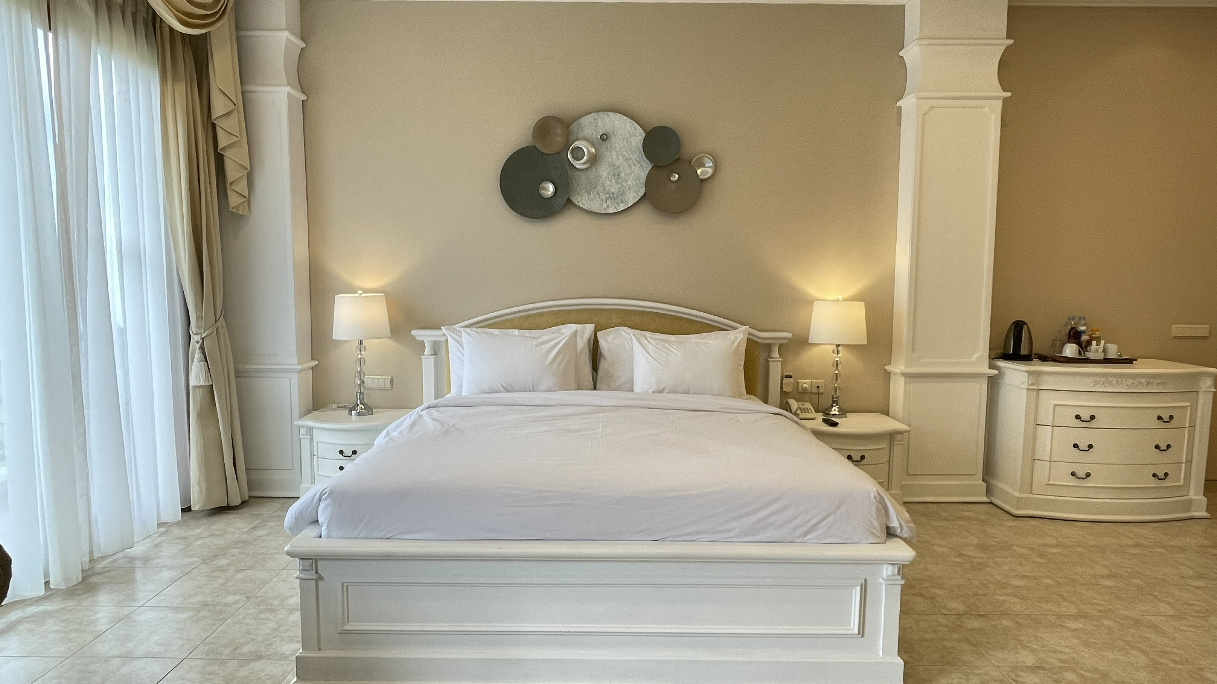 Princess, Suite