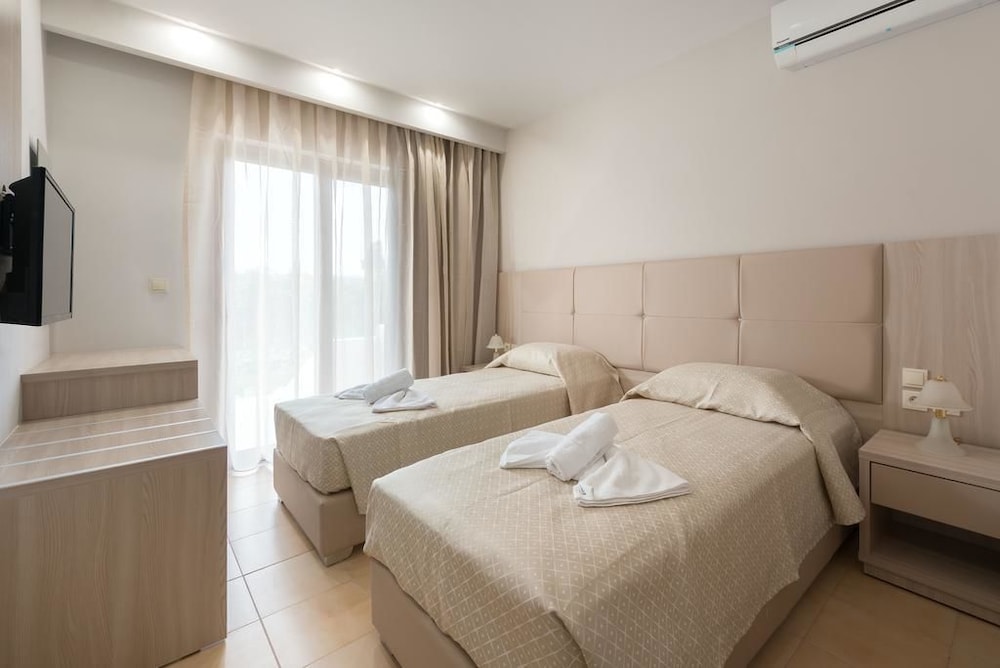 Saint George Resort 33/60