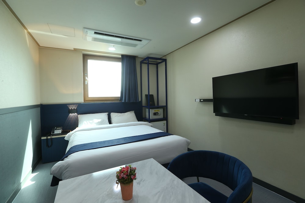 GOLDEN CITY HOTEL DONGDAEMUN 12/27