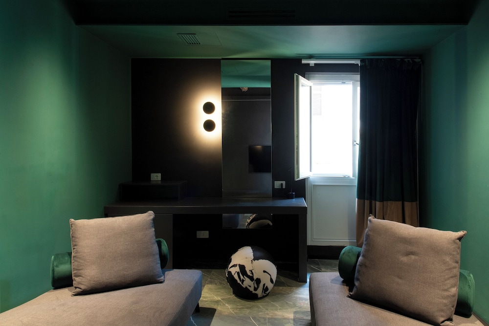 Colonna Suite 72/78