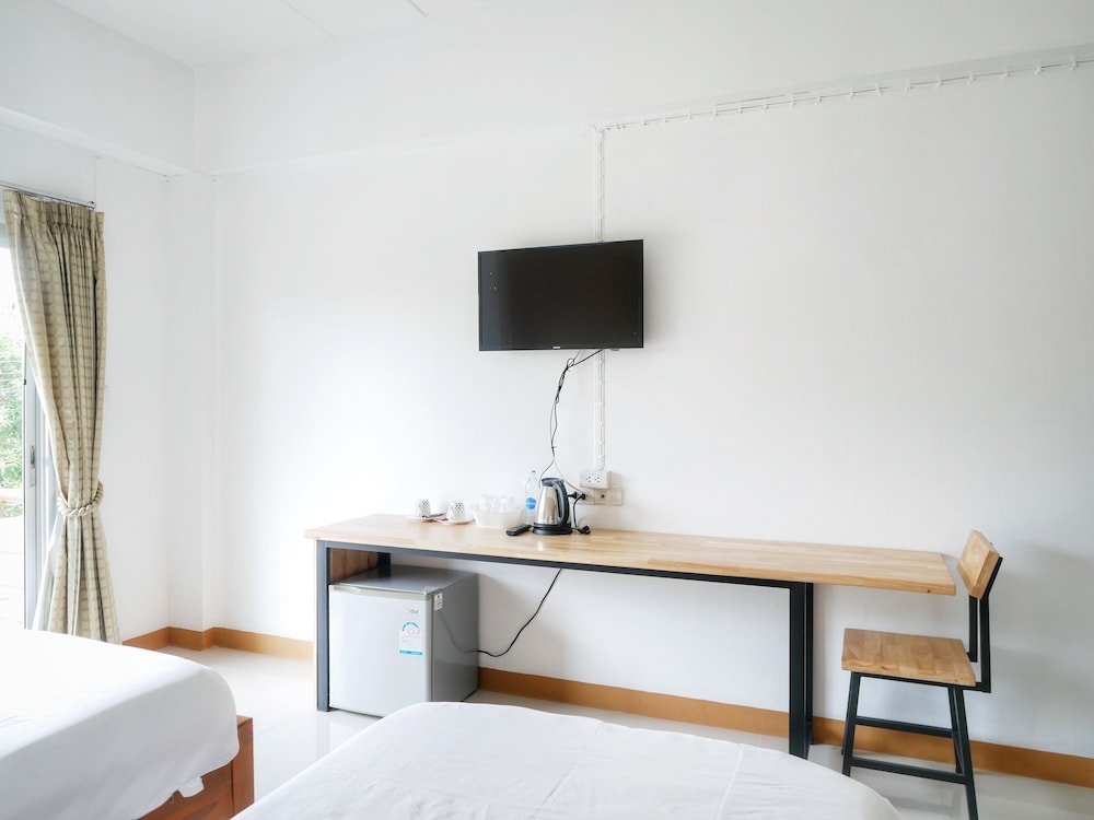 Fang Villa Hotel 49/52