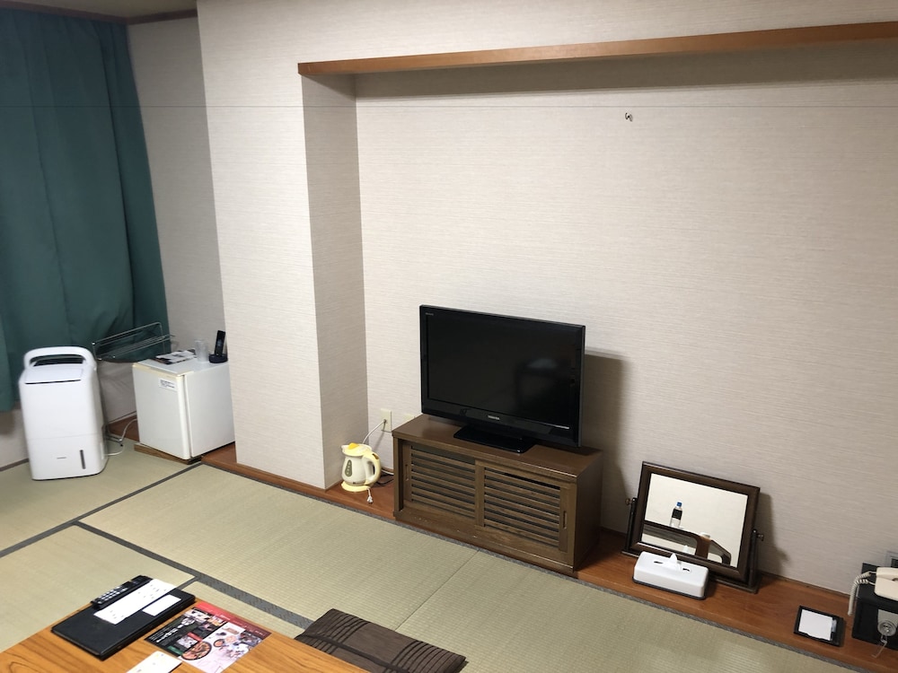 Kujukushima Bayside Hotel & Resort Flags 76/88