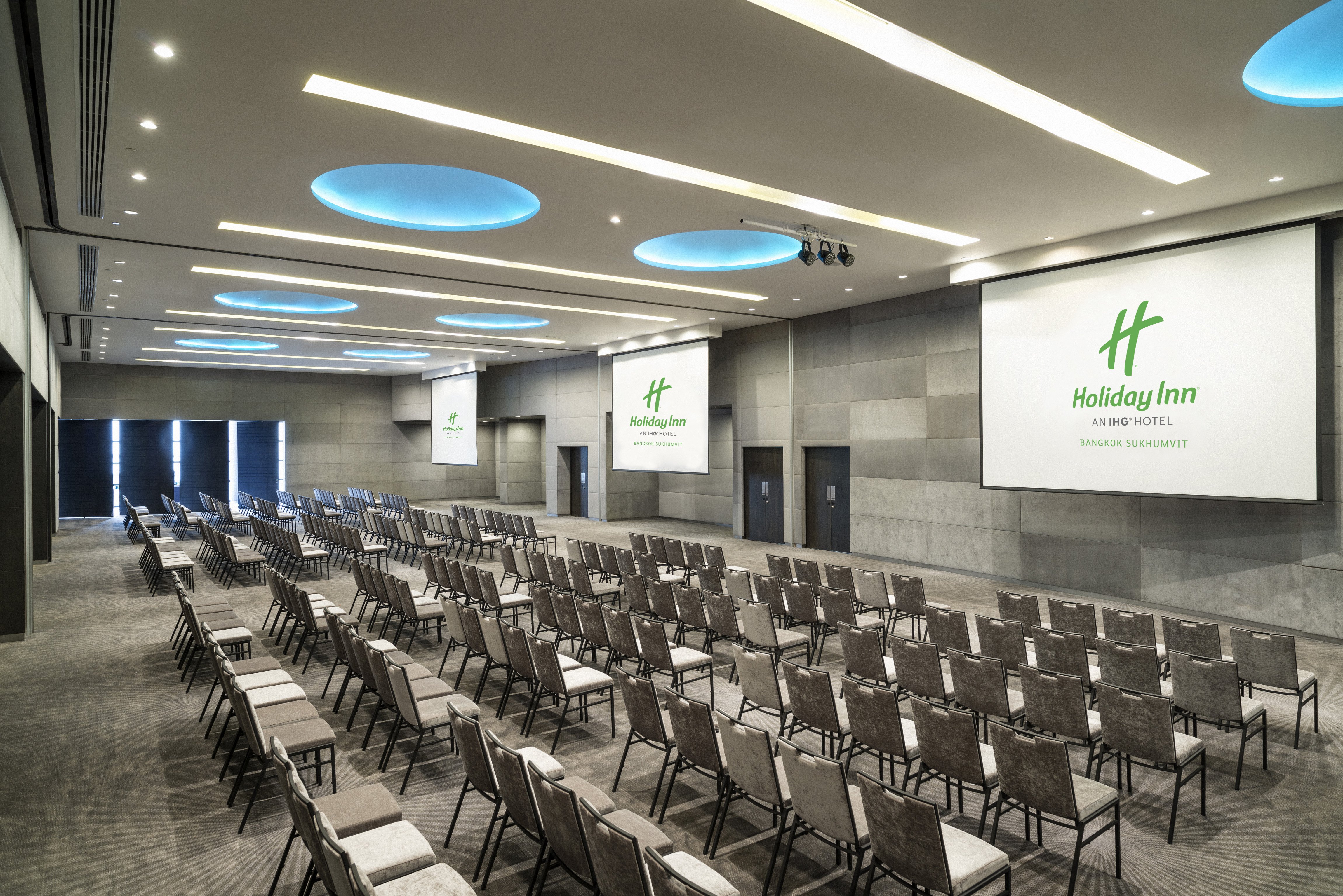 Holiday Inn Bangkok Sukhumvit 52/60