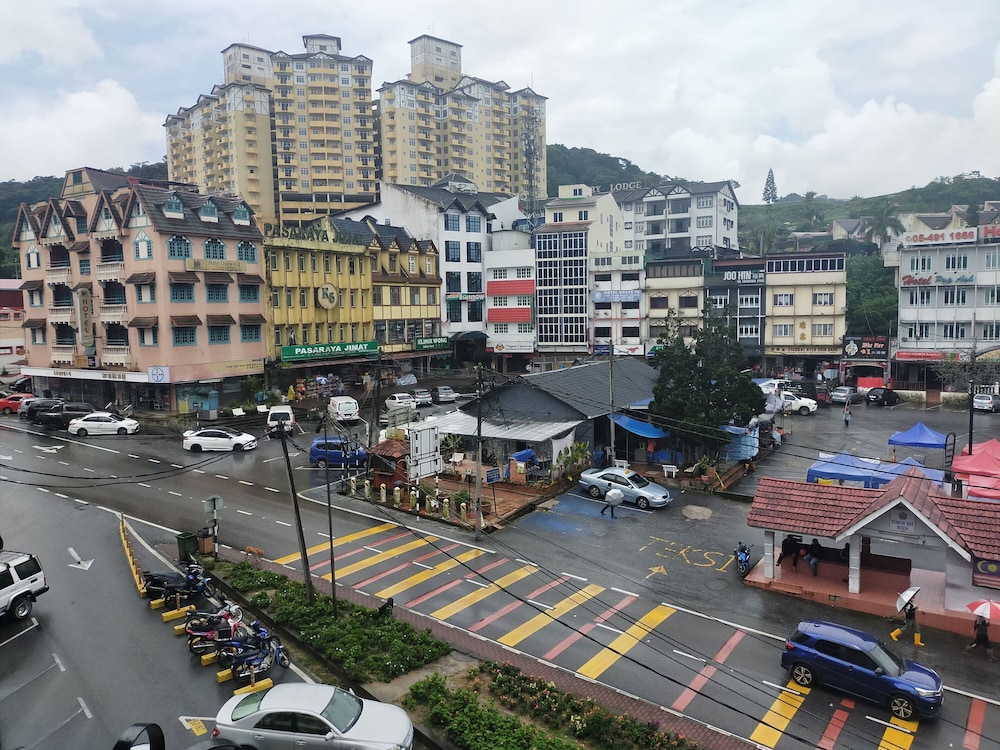 Hong Kong Hotel 58/70