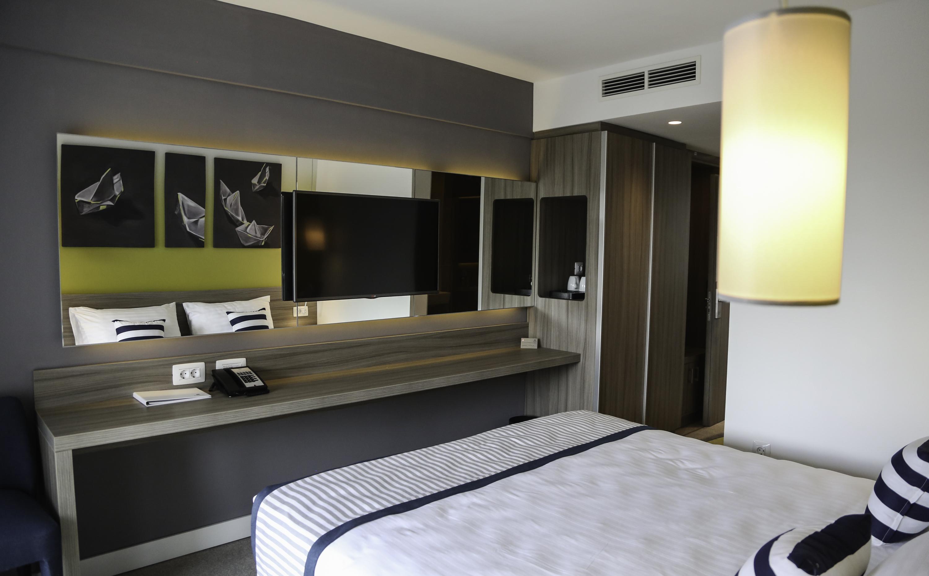 Superior, Double Bed, Sea Side, Balcony