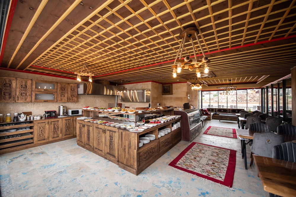 Volare Stone Hotel 38/43