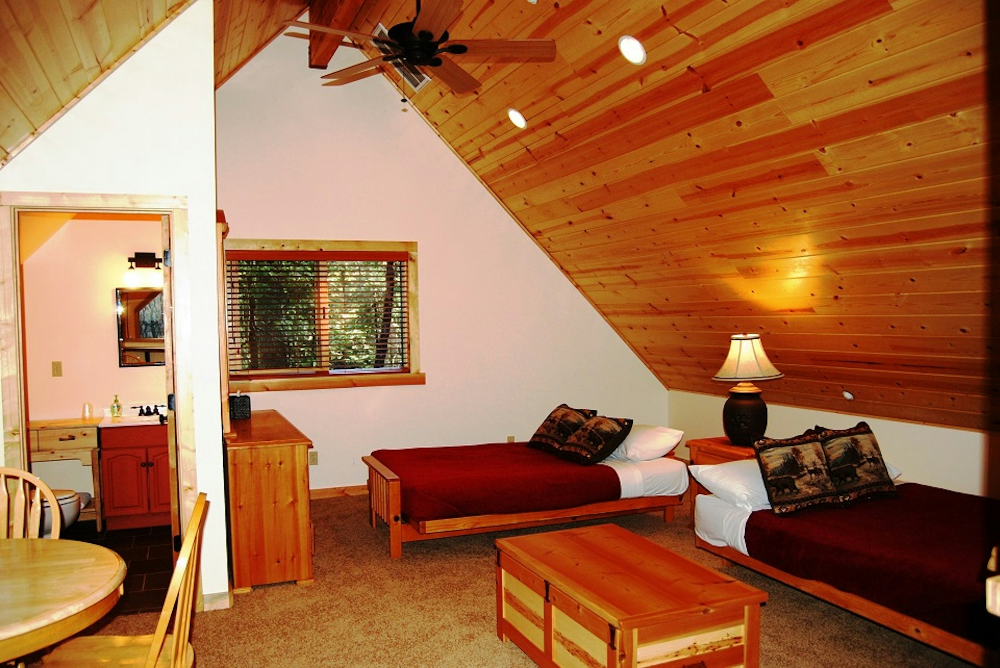 Evergreen Lodge At Yosemite 33/46