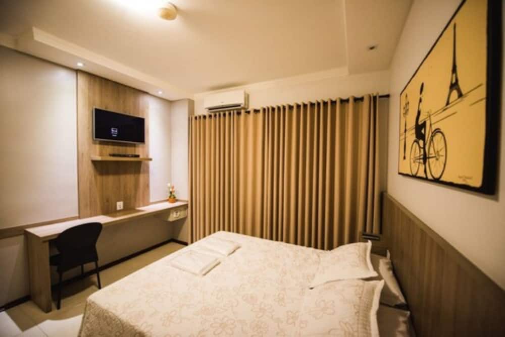 Realce Hotel 17/71
