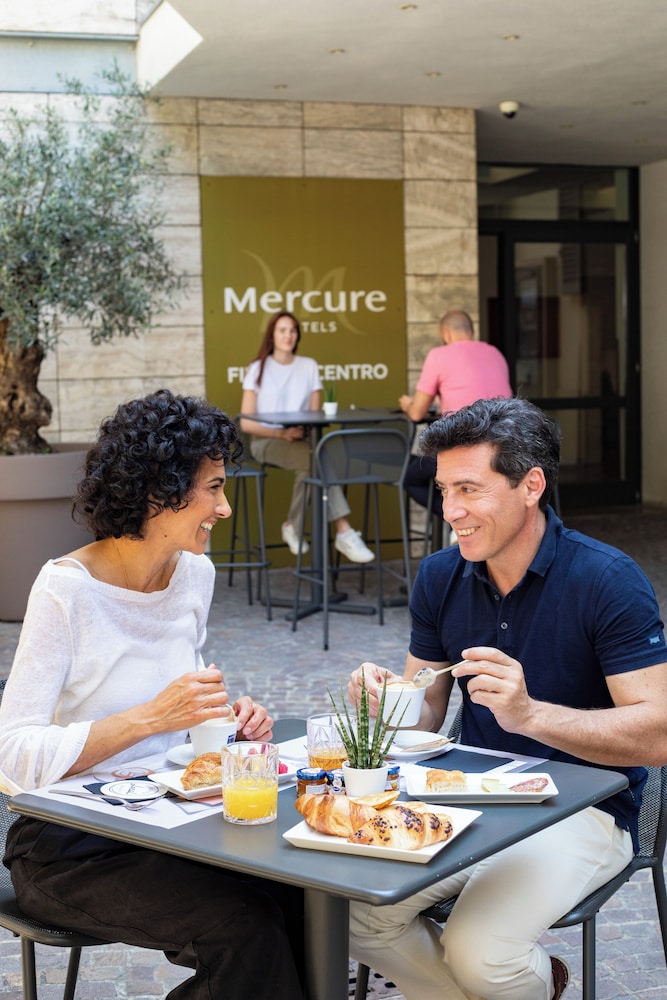MERCURE FIRENZE CENTRO 58/73