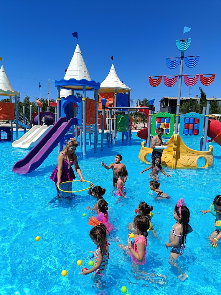 Simlarda Country Club 73/79