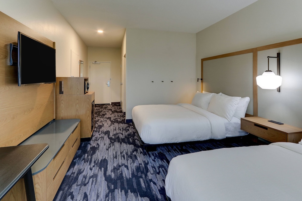 Fairfield Inn & Suites by Marriott Southport 17/45