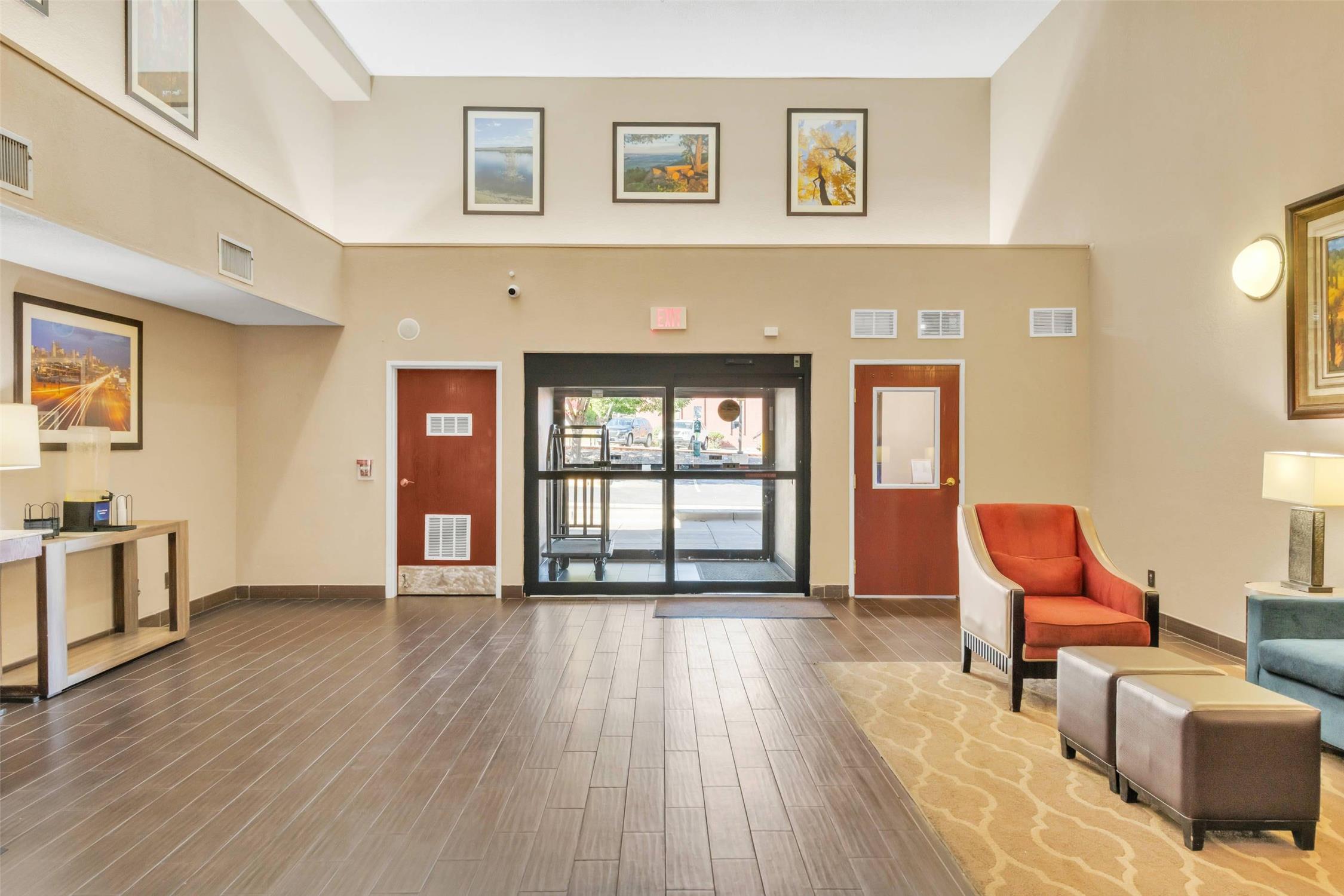 Comfort Suites Lakewood - Denver 31/38