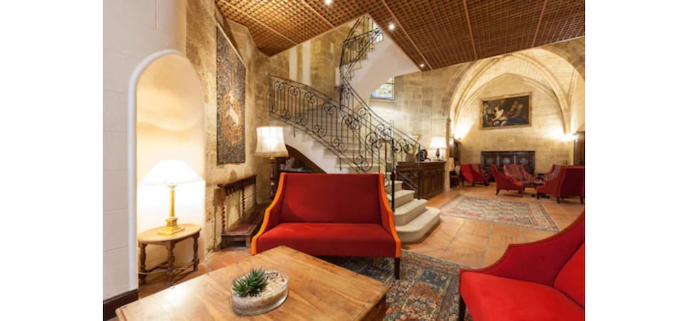 HOTEL DES AUGUSTINS 55/70
